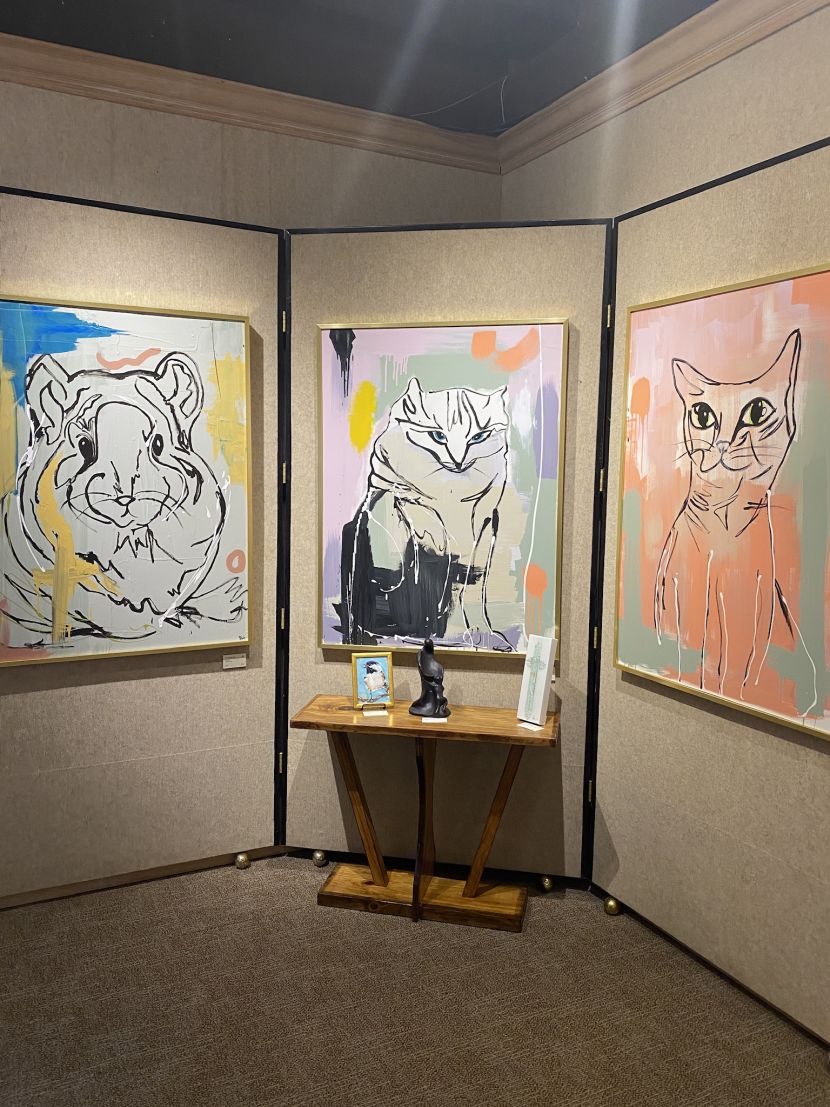 Pictured above are three works by Anna Sistrunk. From left to right is her depiction of a chinchilla, long hair cat, and short hair cat. 