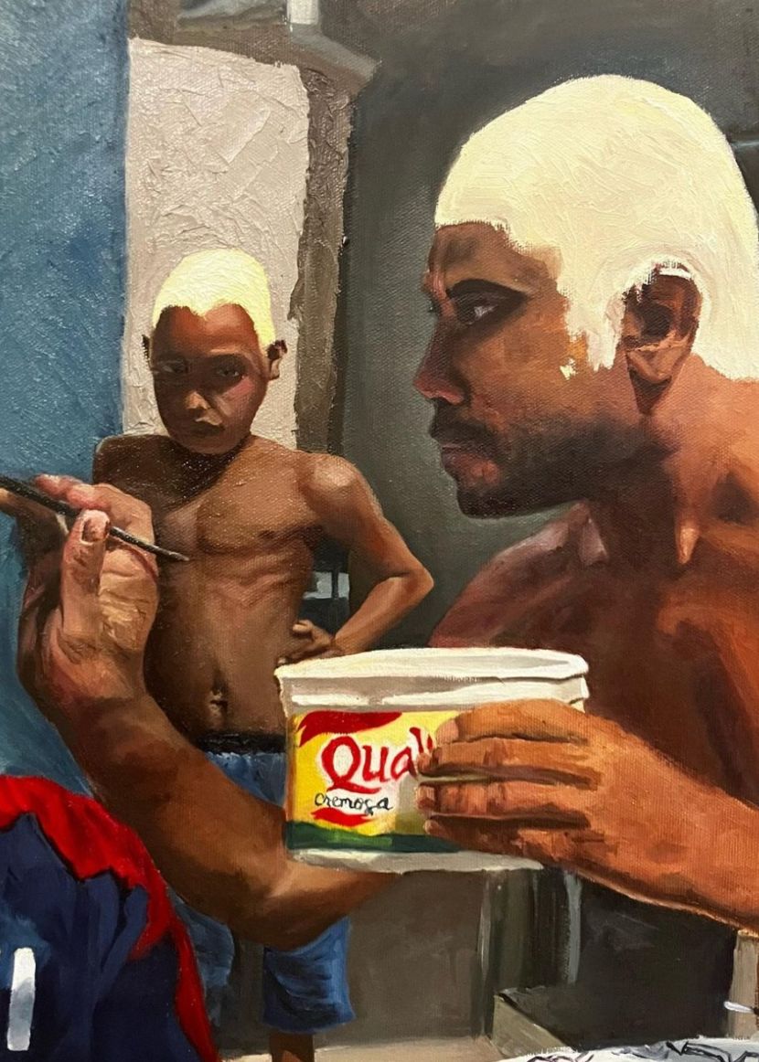 In the image are two residents of the favela Morro do Dendê in Rio de Janeiro. One of them is sitting while painting the head of a third character in the painting while the other boy looks directly in our direction. Both are shirtless and their hair is white and yellow, which represents hair bleaching, something famous to do in Brazil, we joke that when we see a group of young people that way it's because it's snowing in Brazil. the man who is painting his friend's head is holding a pot of Qualy butter.