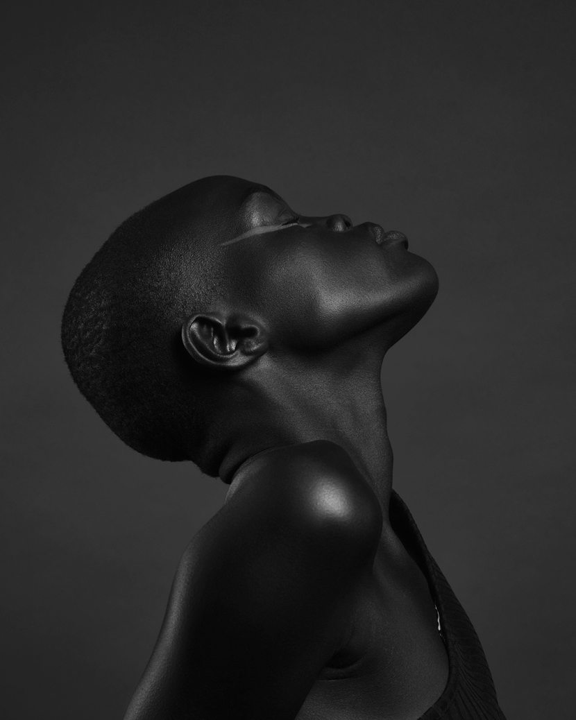 majestic black and white portrait of a black queen